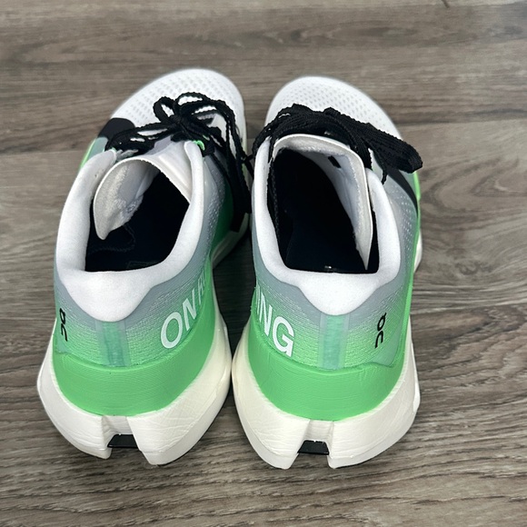 On Cloudboom Max athletic running shoes - Picture 3 of 6